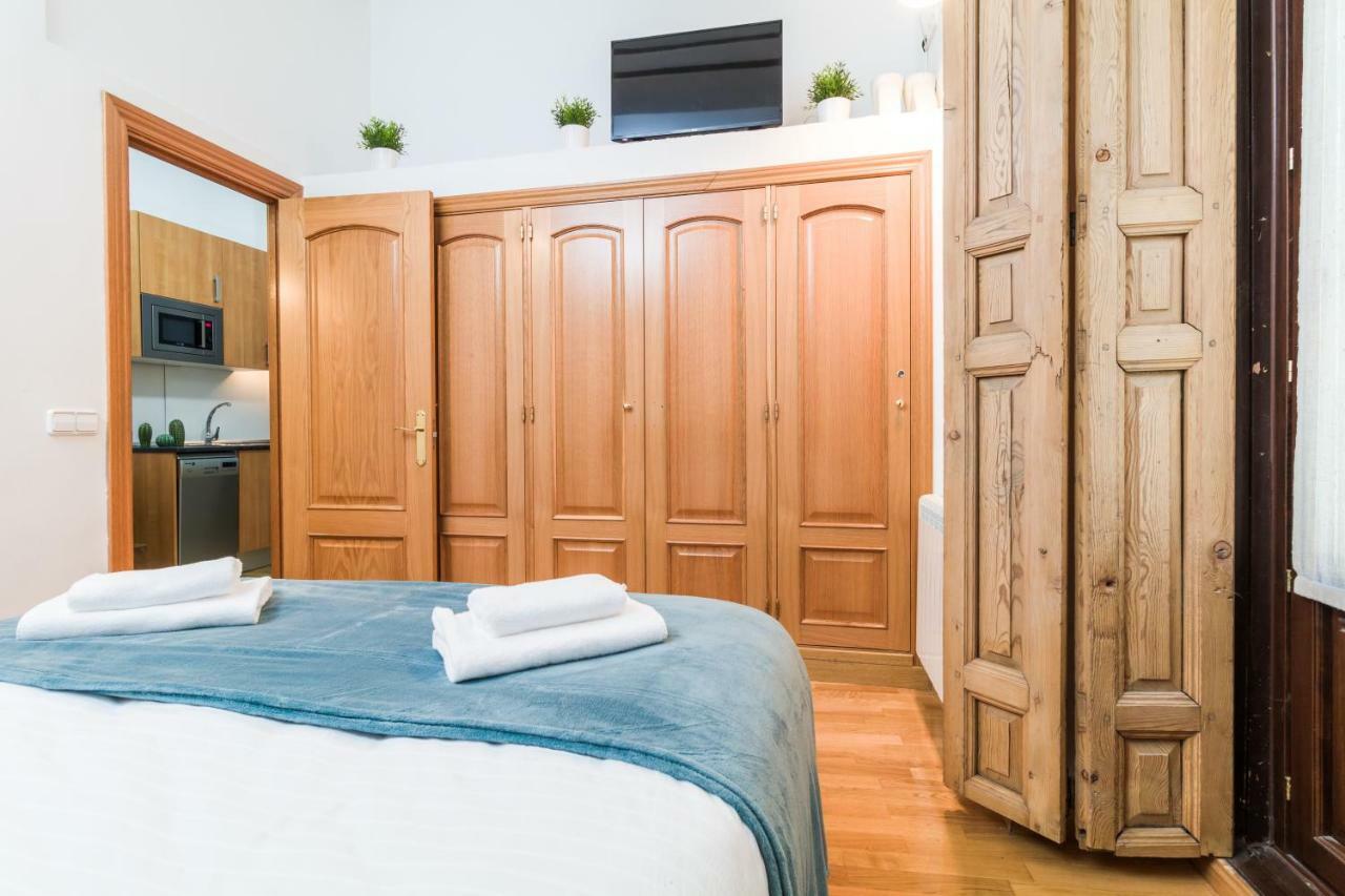 Pyr Select Plaza Mayor II Y III Apartman Madrid Kültér fotó